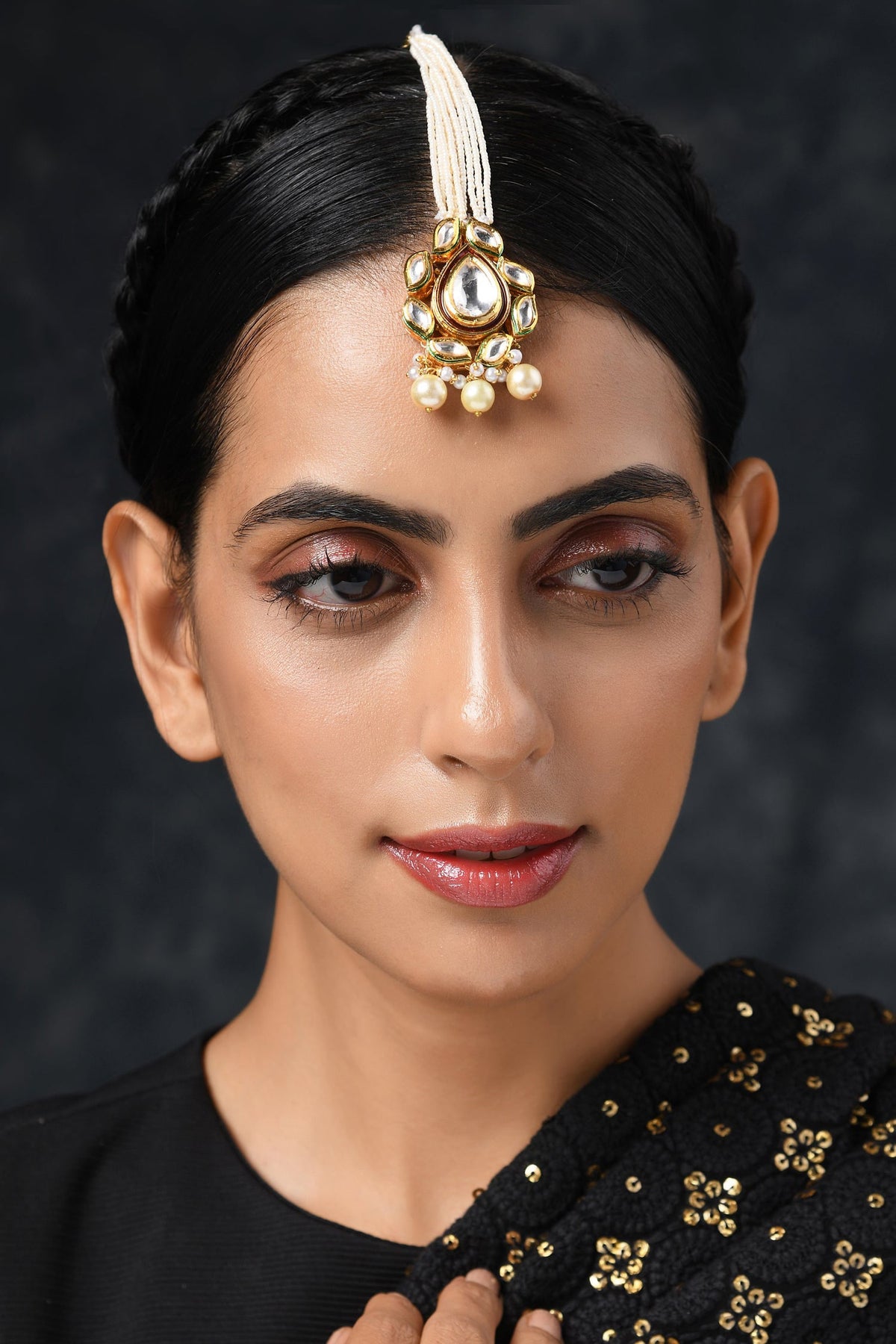 Uncut Polki Embellished Maangtikka 