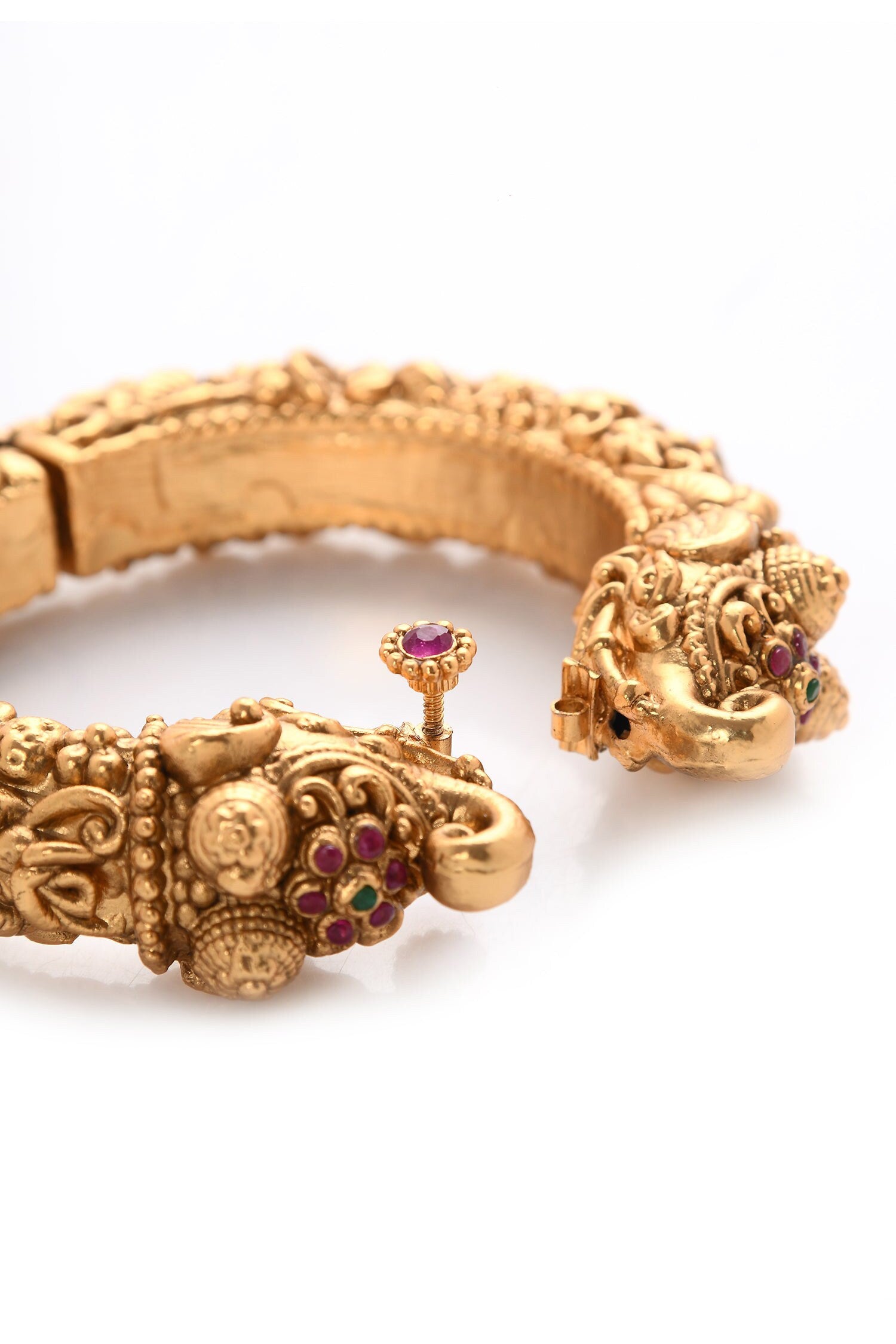 Temple Work Embossed Bangle 