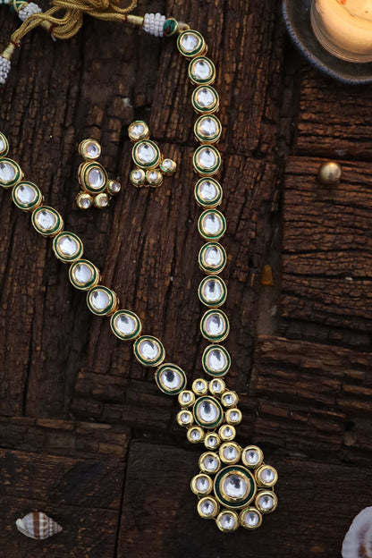 Floral Pendant Necklace Set 