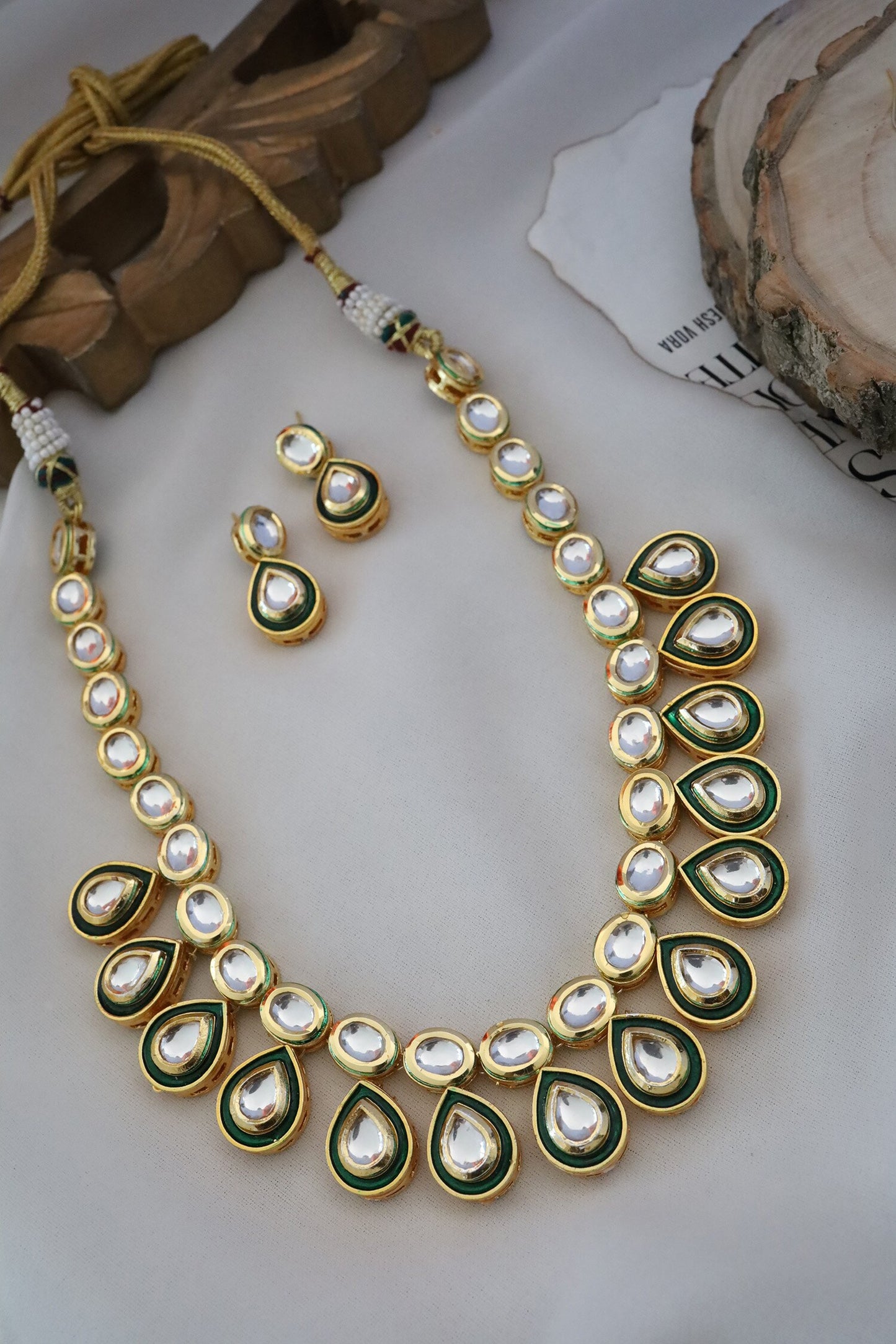 Tear Drop Carved Necklace Set 