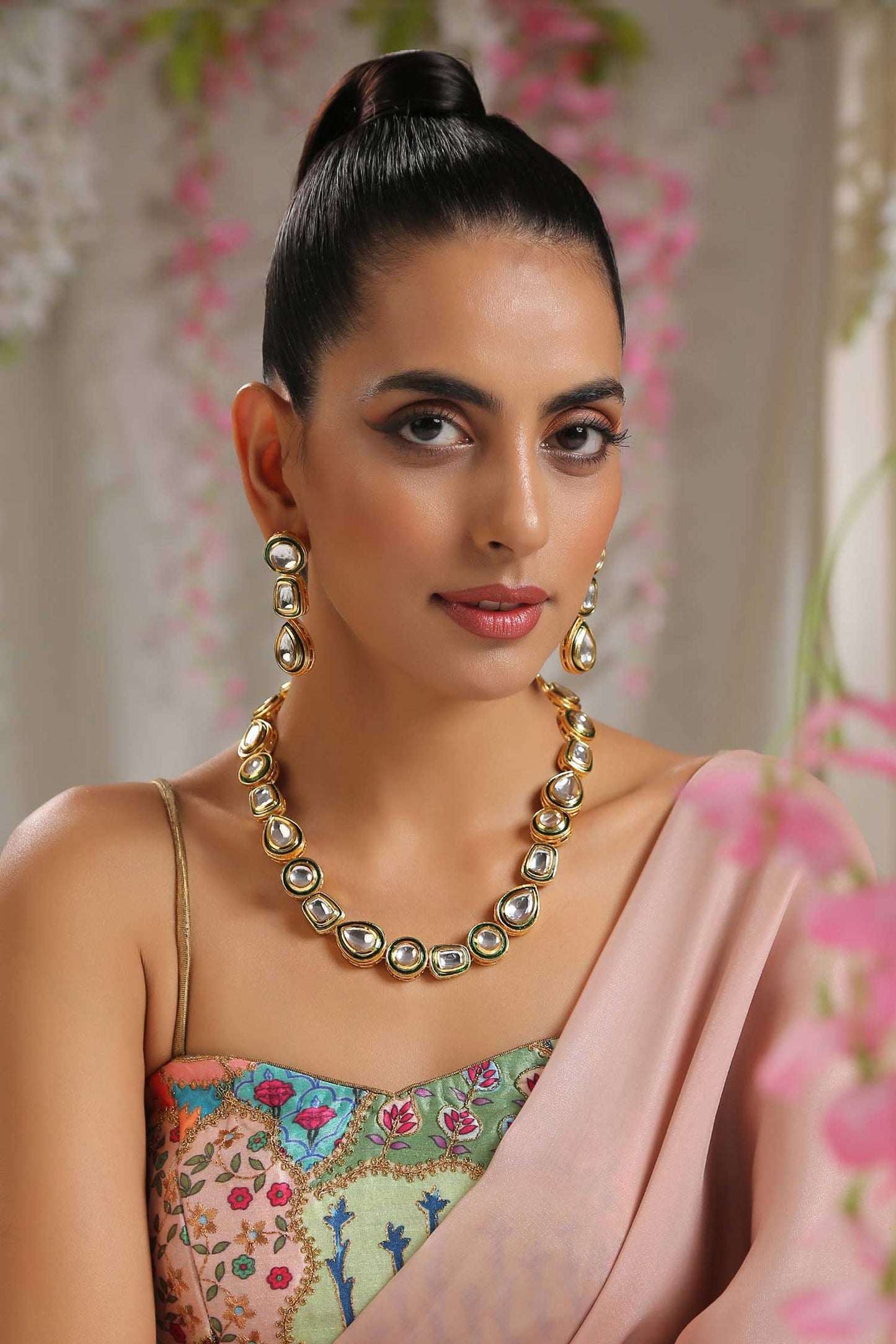Geometric Carved Necklace Set 