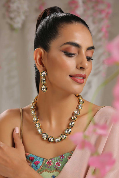Geometric Carved Necklace Set 