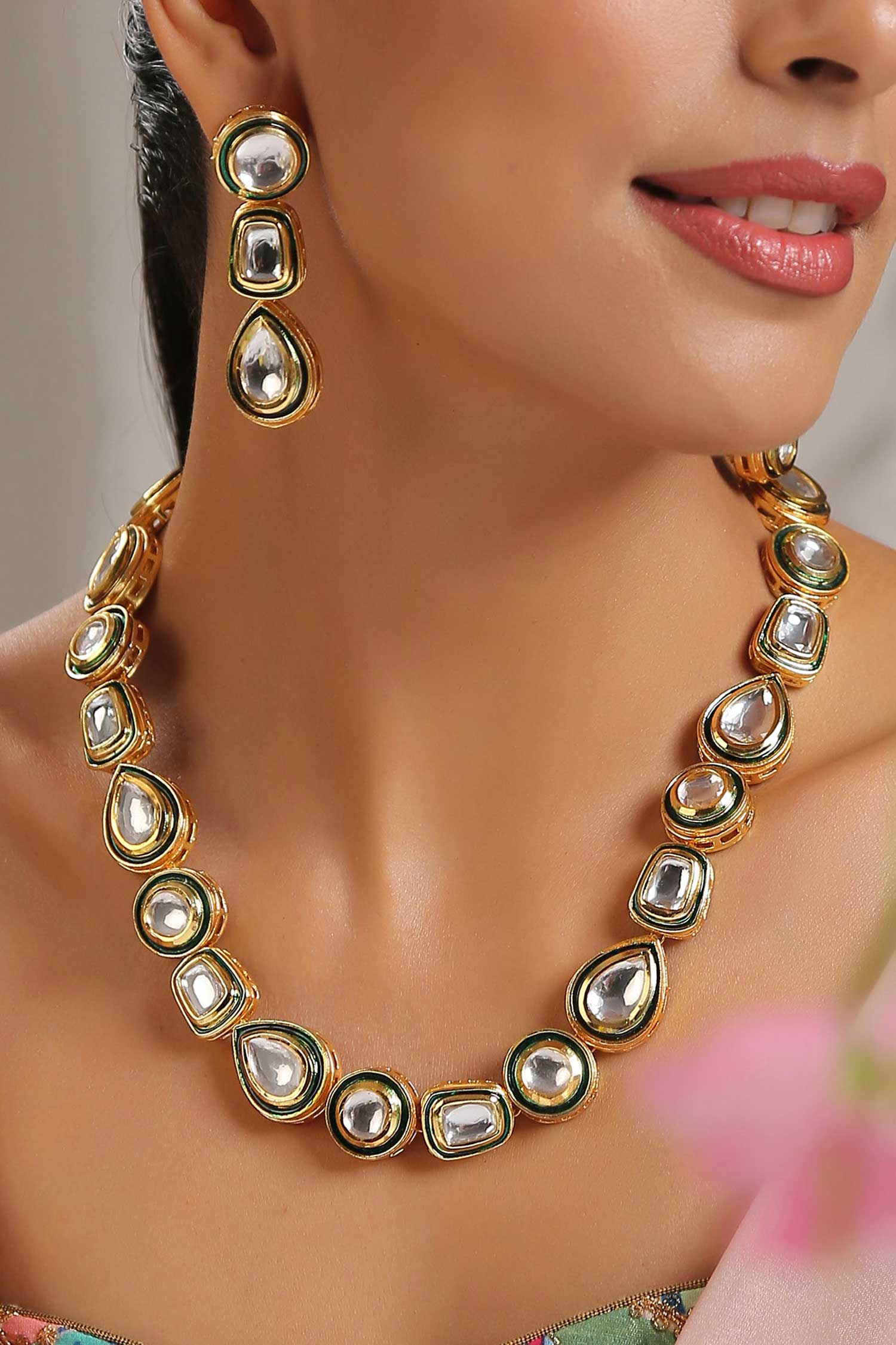 Geometric Carved Necklace Set 