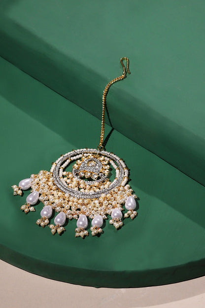 Floral Carved Maangtikka 