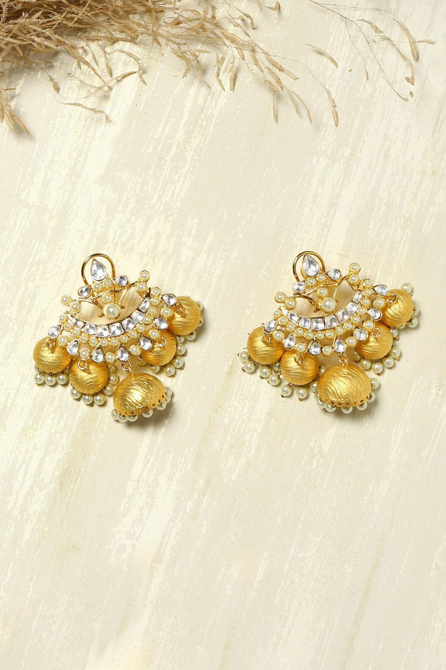 Floral Kundan Studded Earrings 