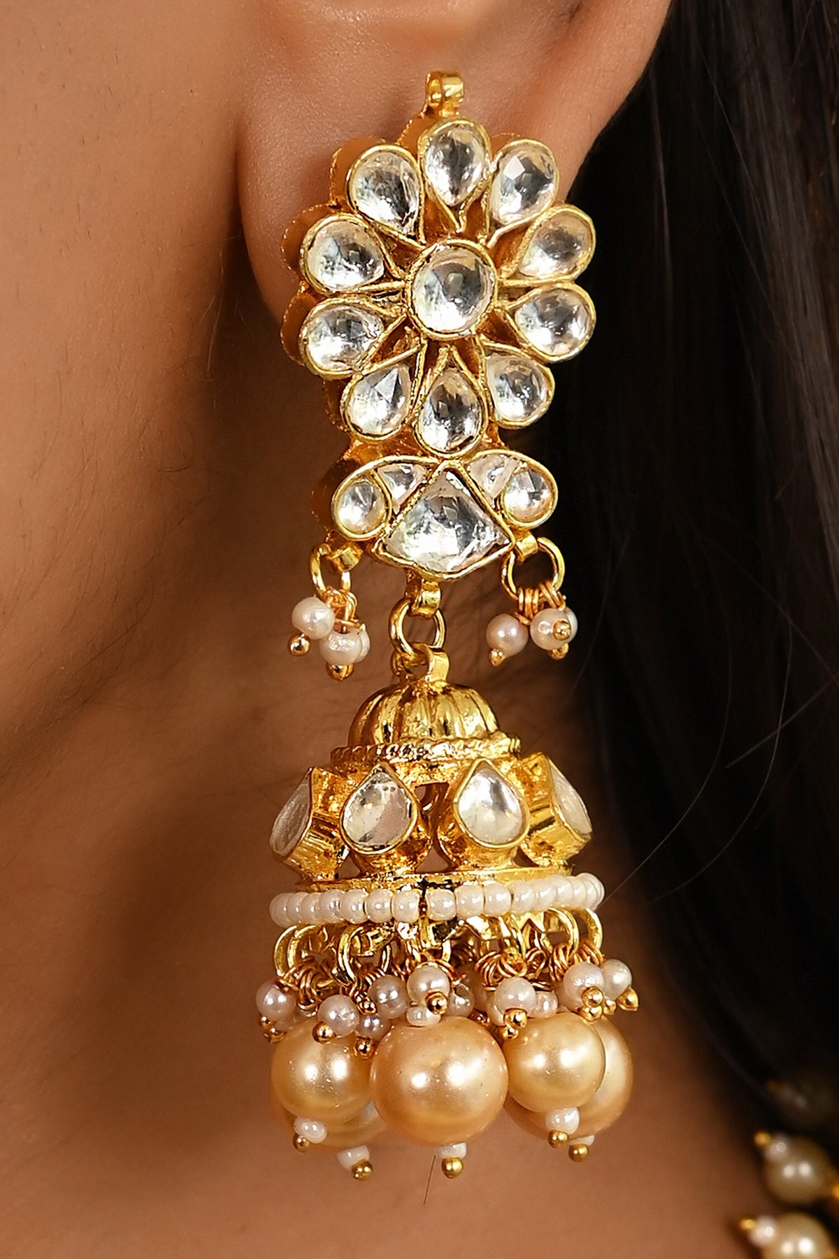Kundan Embellished Necklace Set 