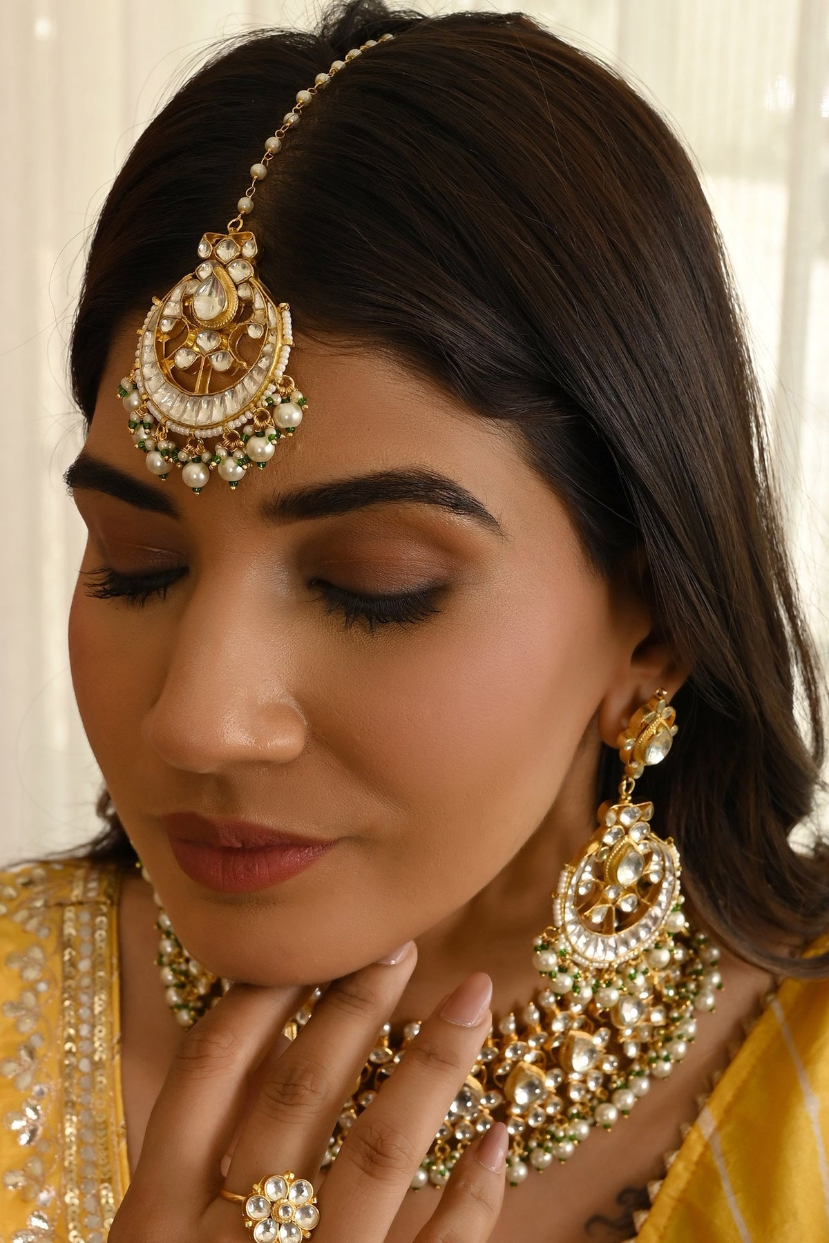Pearl Embellished Necklace Set 