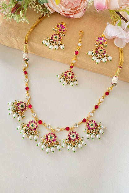 Floral Carved Necklace Set 