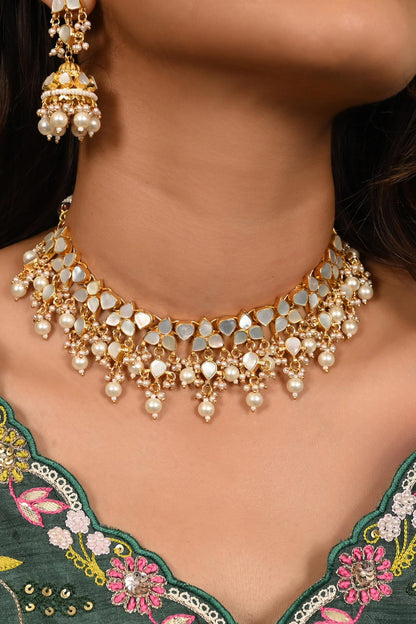 Mother Of Pearl Embellished Necklace Set 