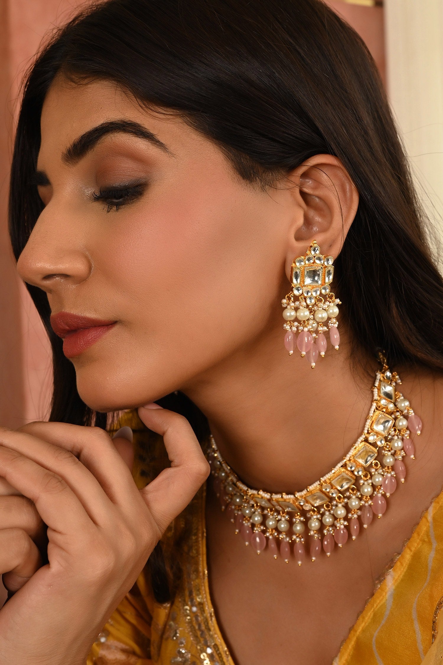 Geometric Shaped Choker Set 