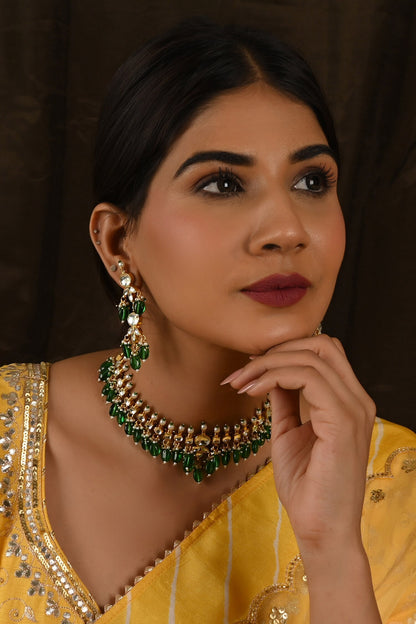Kundan Studded Necklace Set 