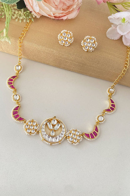 Crescent Carved Choker Set 
