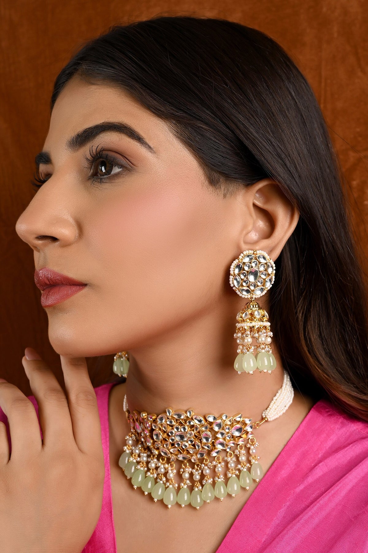 Kundan Embellished Pendant Choker Set 