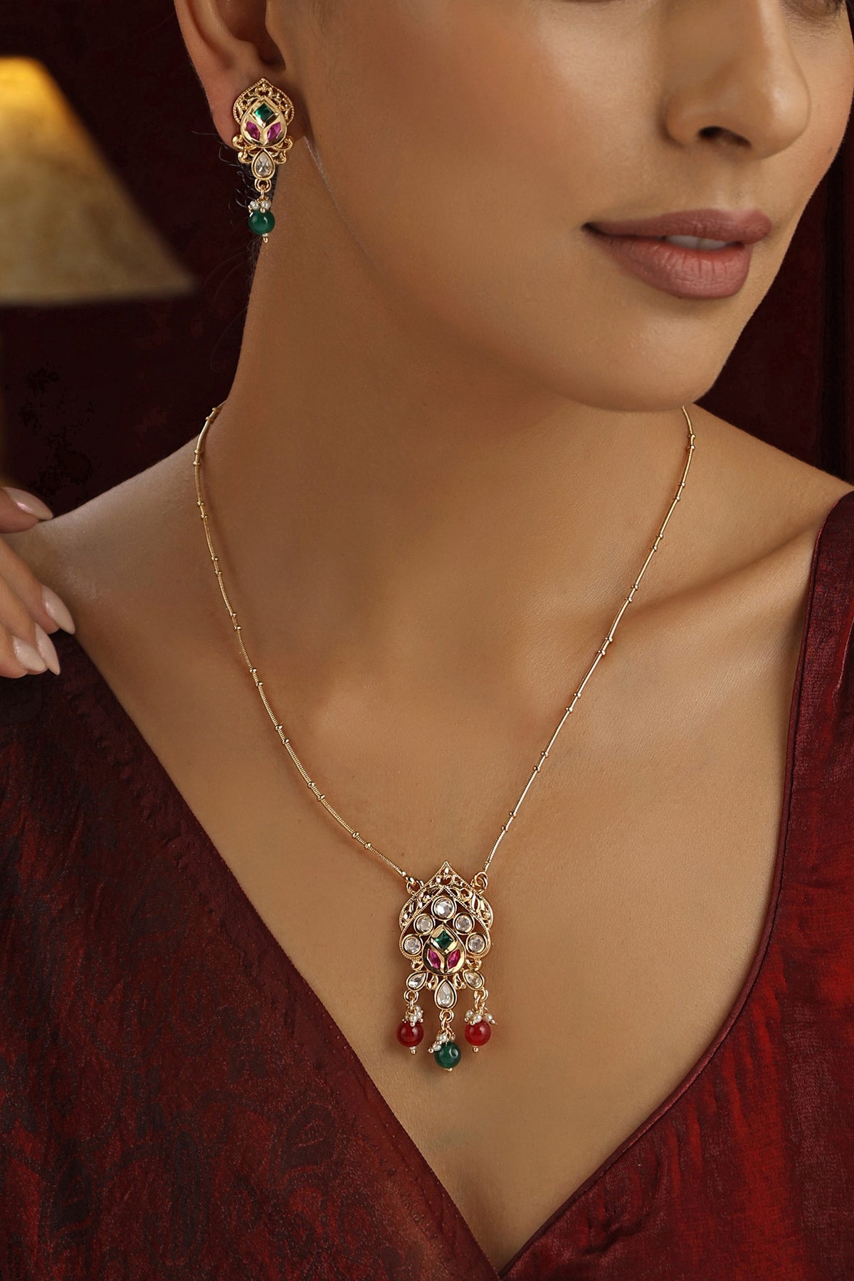 Stone Studded Pendant Chain Necklace Set 