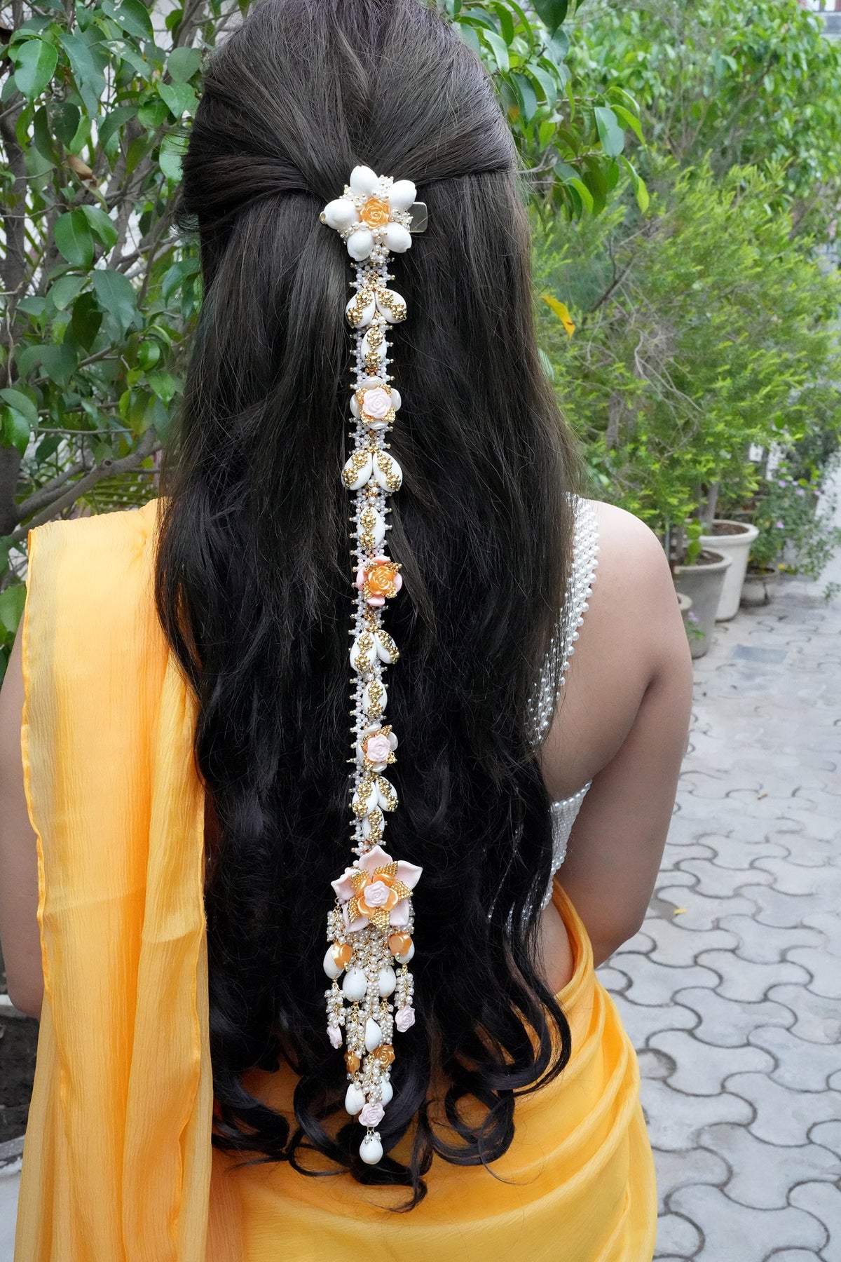 Vira Hand Embroidered Hair Accessory 