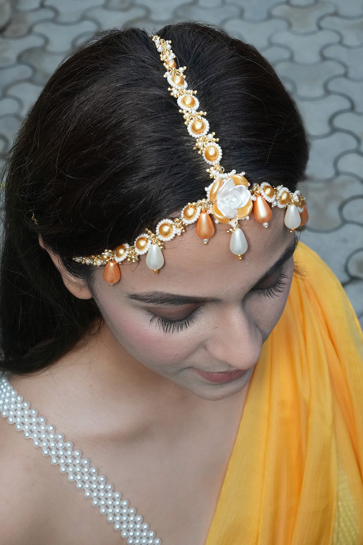 Vira Hand Embroidered Maathapatti 