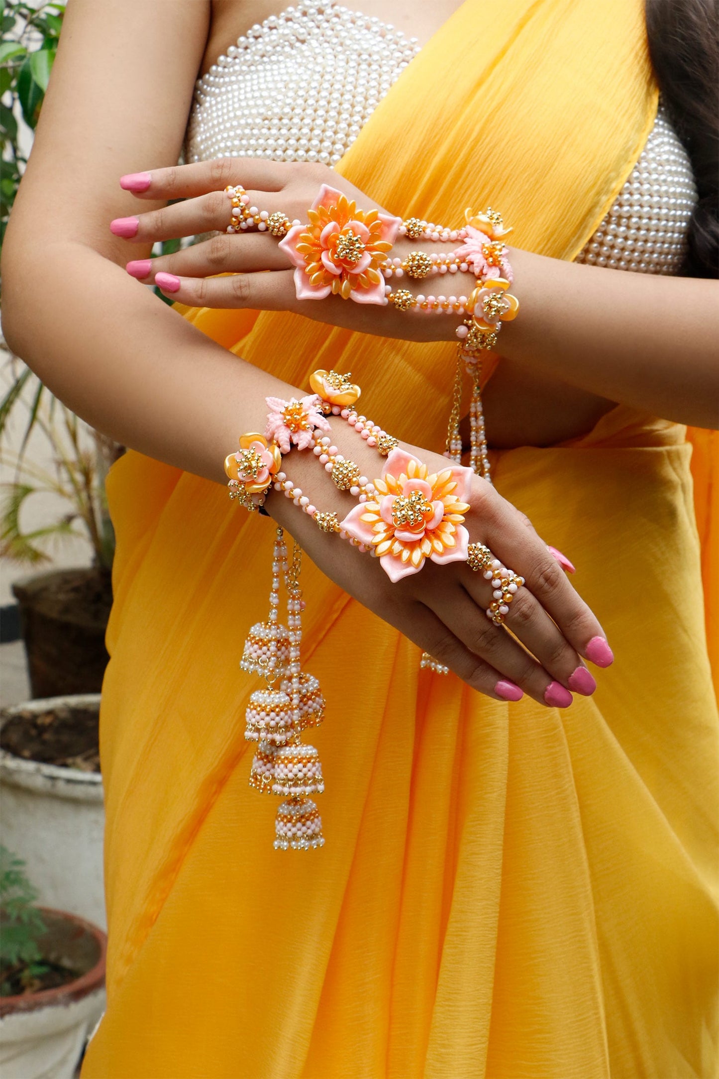 Gopi Floral Shaped Hathphool - Single Pc 