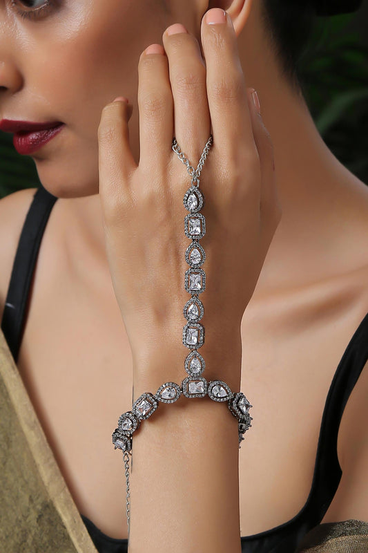Victorian Polki & Cubic Zirconia Encrusted Hathphool 
