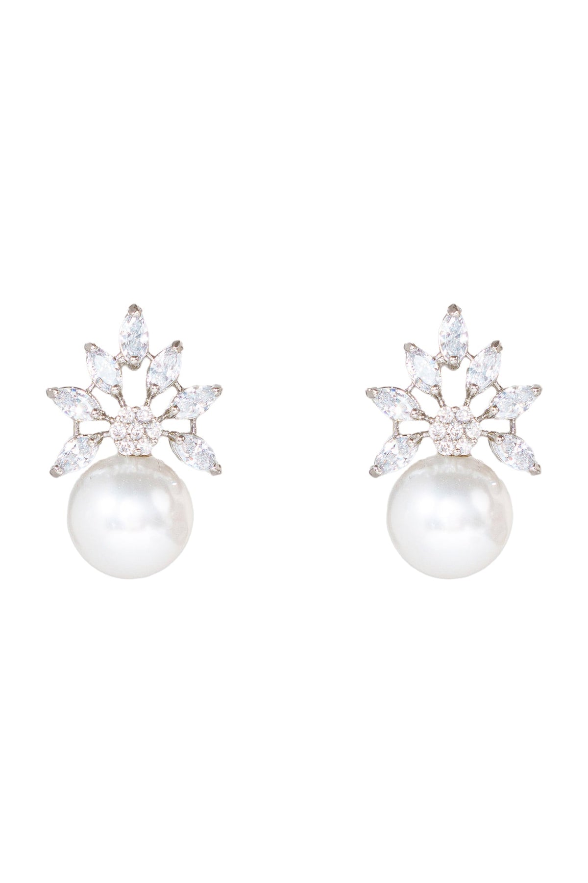 Diamond & Pearl Embellished Studs 