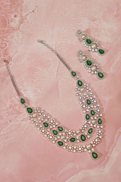 Tear Drop Carved Diamond Embellished Necklace Set 