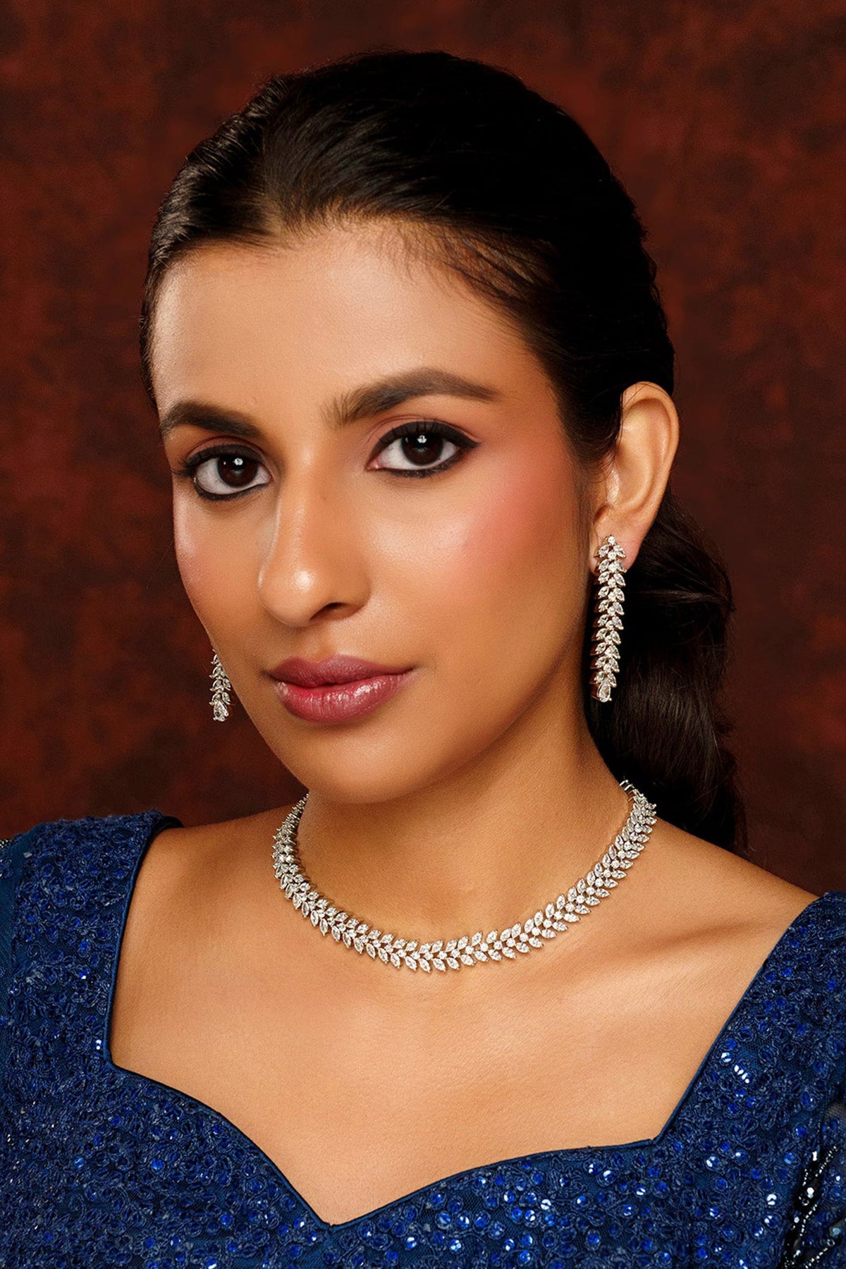 Diamond Geometric Cutwork Necklace Set 
