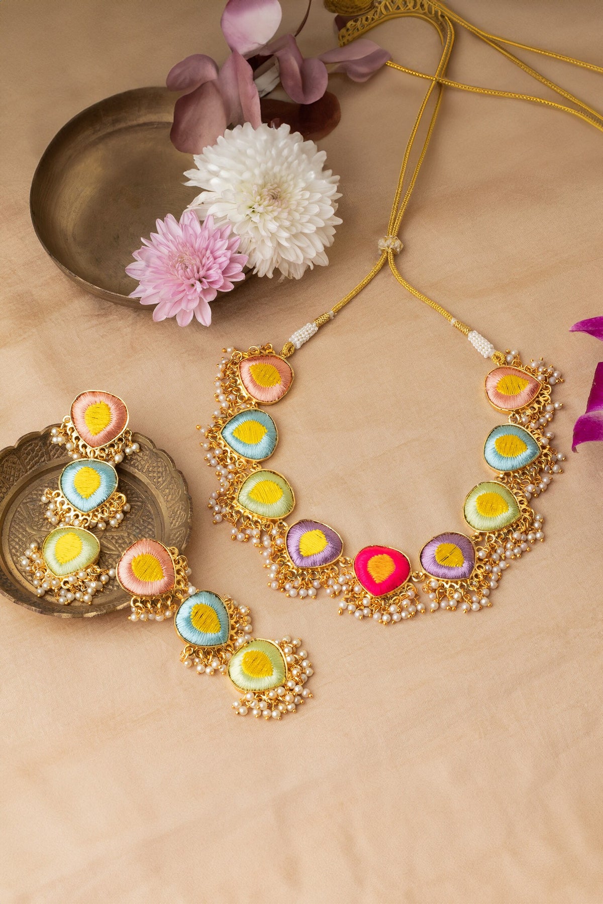 Baby Lotus Necklace Set 