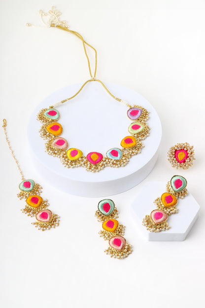 Multicolor Silk Thread Necklace Set 