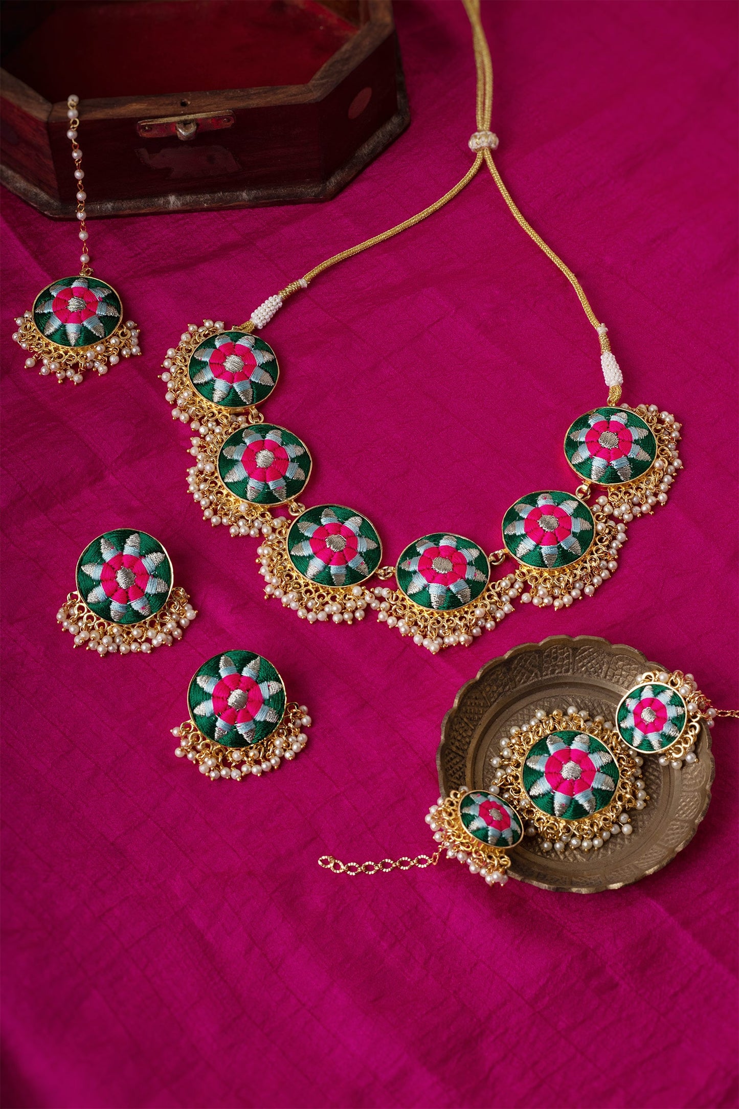 Multi Color Silk Thread Necklace Set 