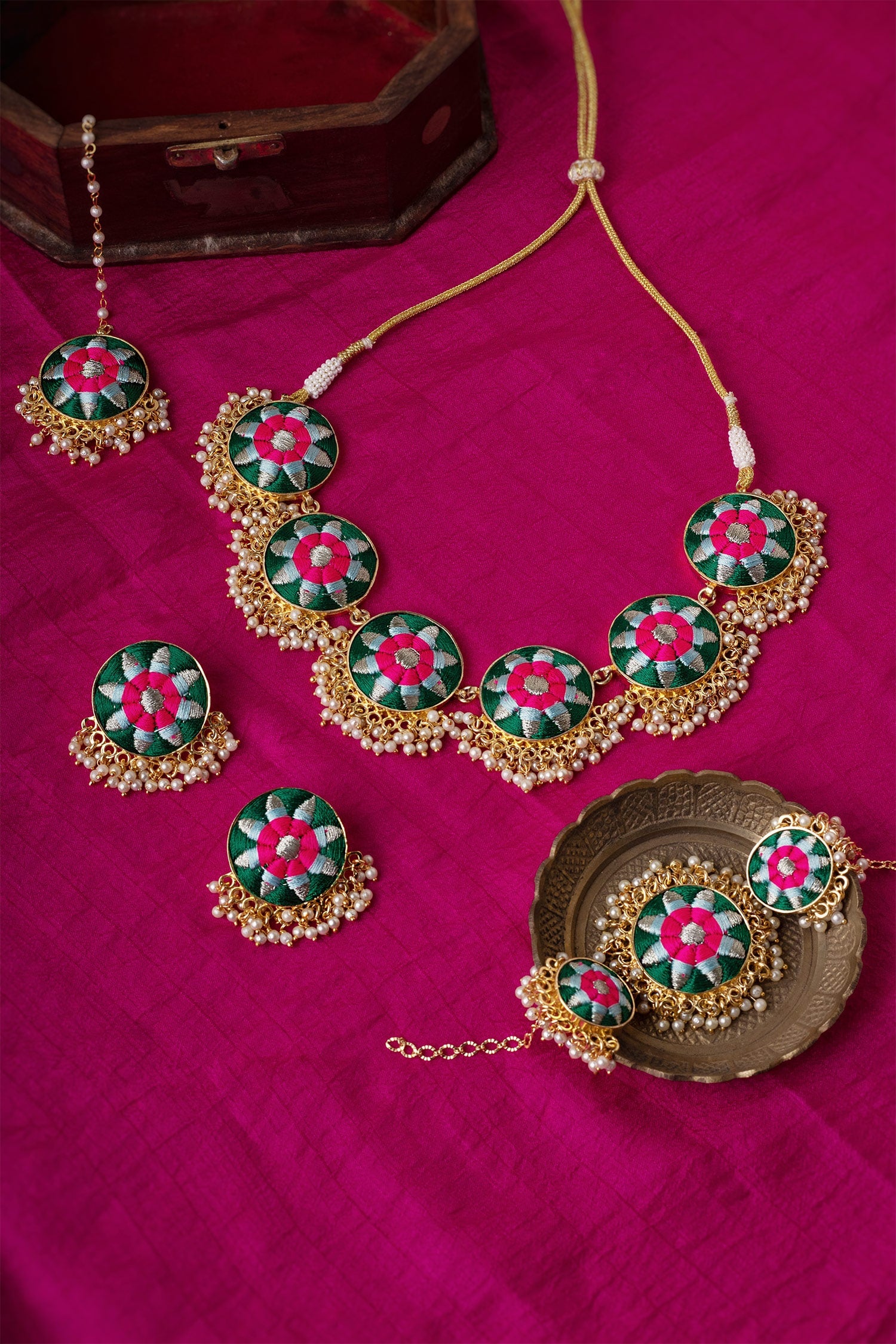 Multi Color Silk Thread Necklace Set 