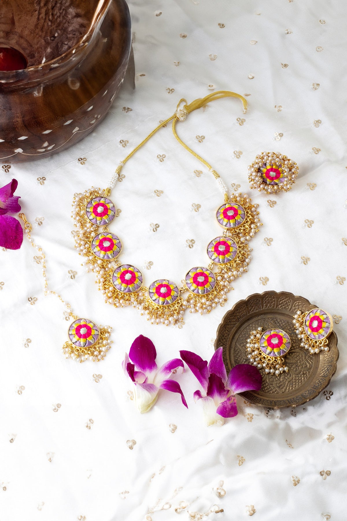 Multicolor Silk Thread Embroidered Necklace Set 