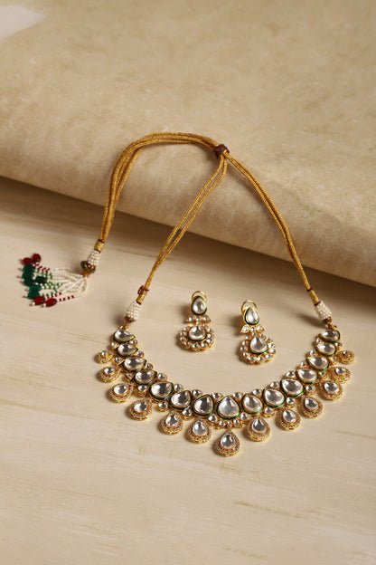 Maharani Choker With Earrings 