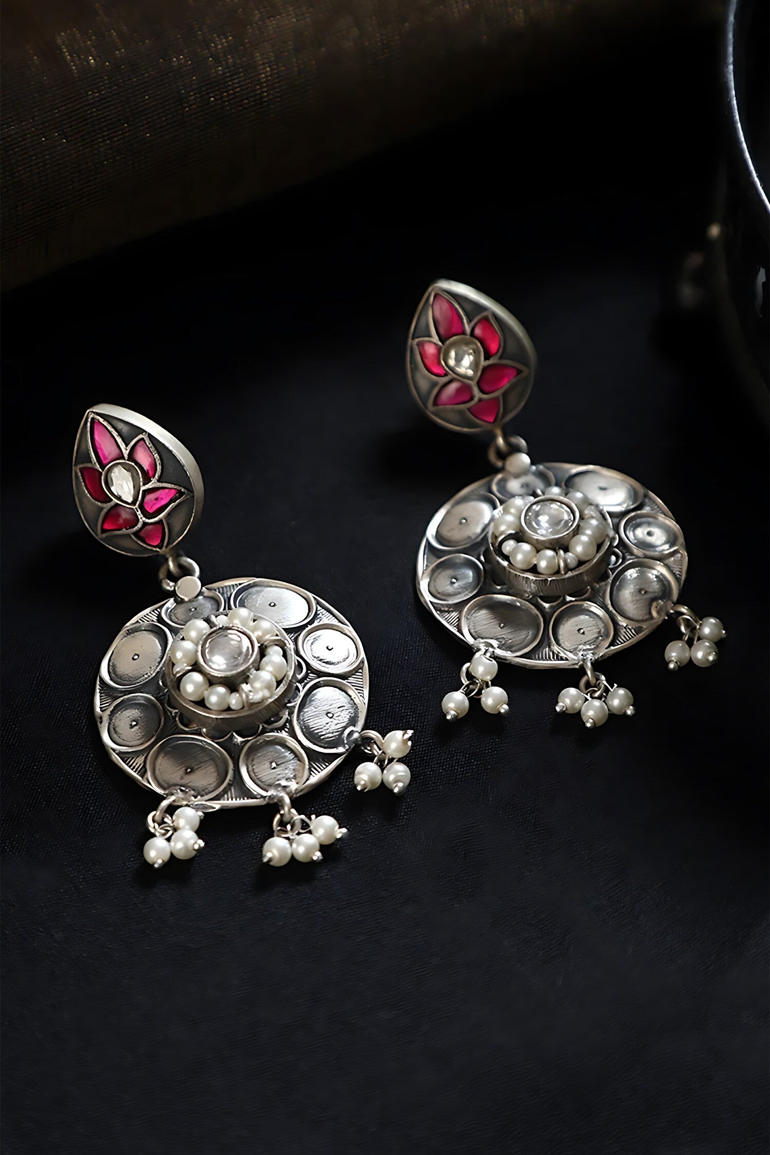 Drop Pattern Kundan Studded Earrings 
