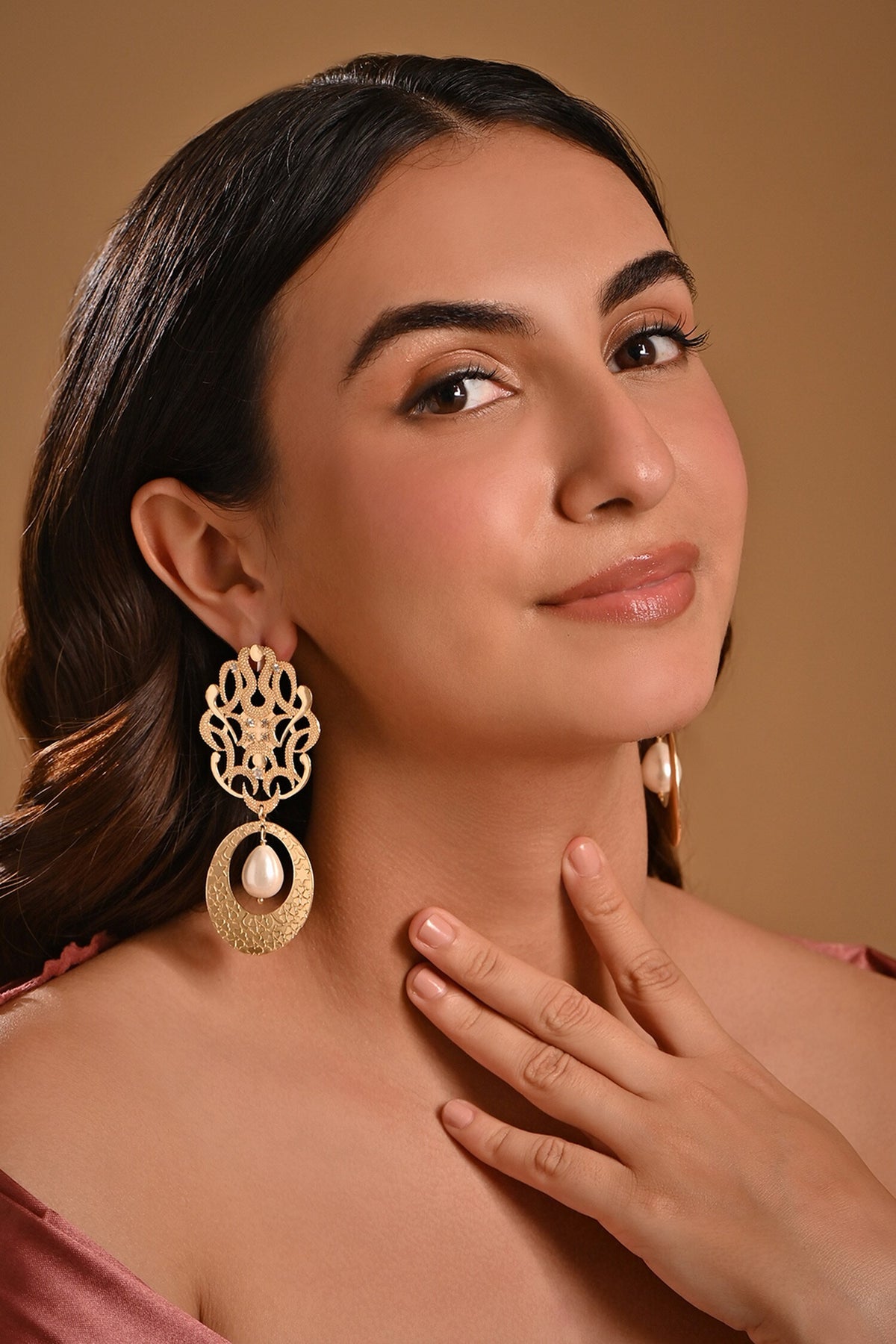 Nizaam Pearl Drop Earrings 