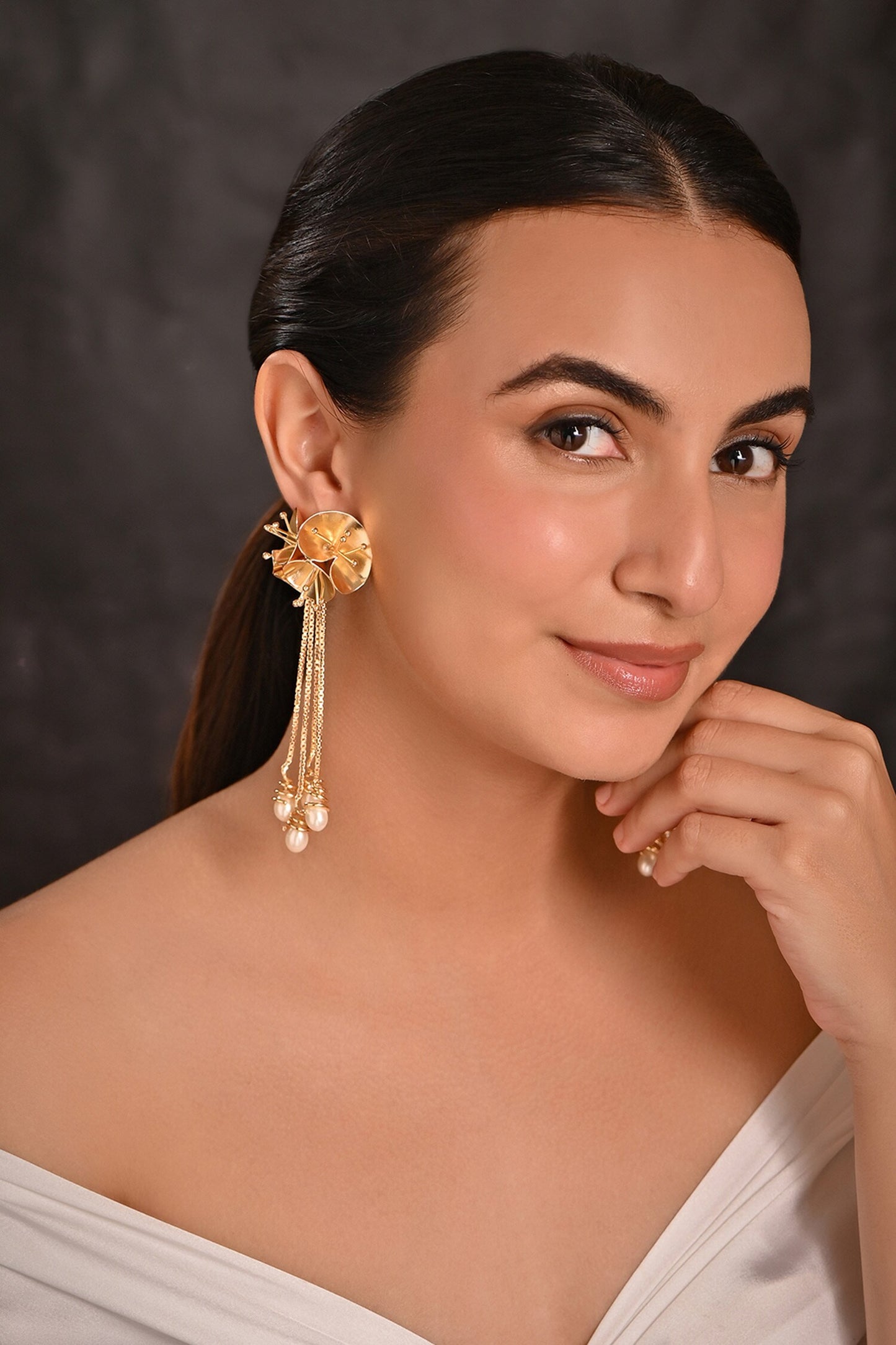 3D Floral Pearl Dangler Earrings 