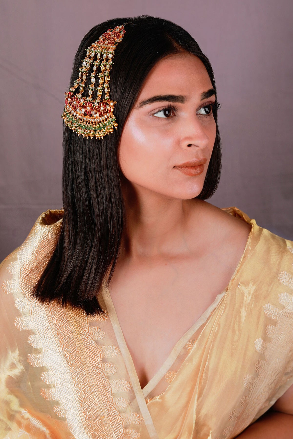 Jadtar Stone Embellished Passa 
