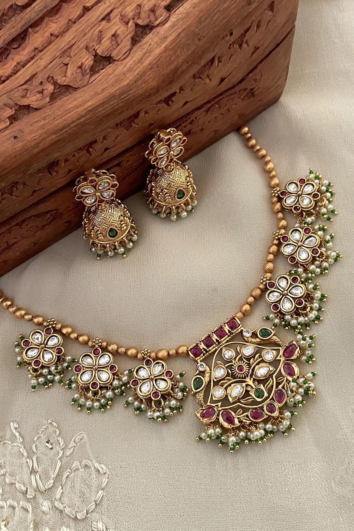 Floral Carved Kundan Necklace Set 