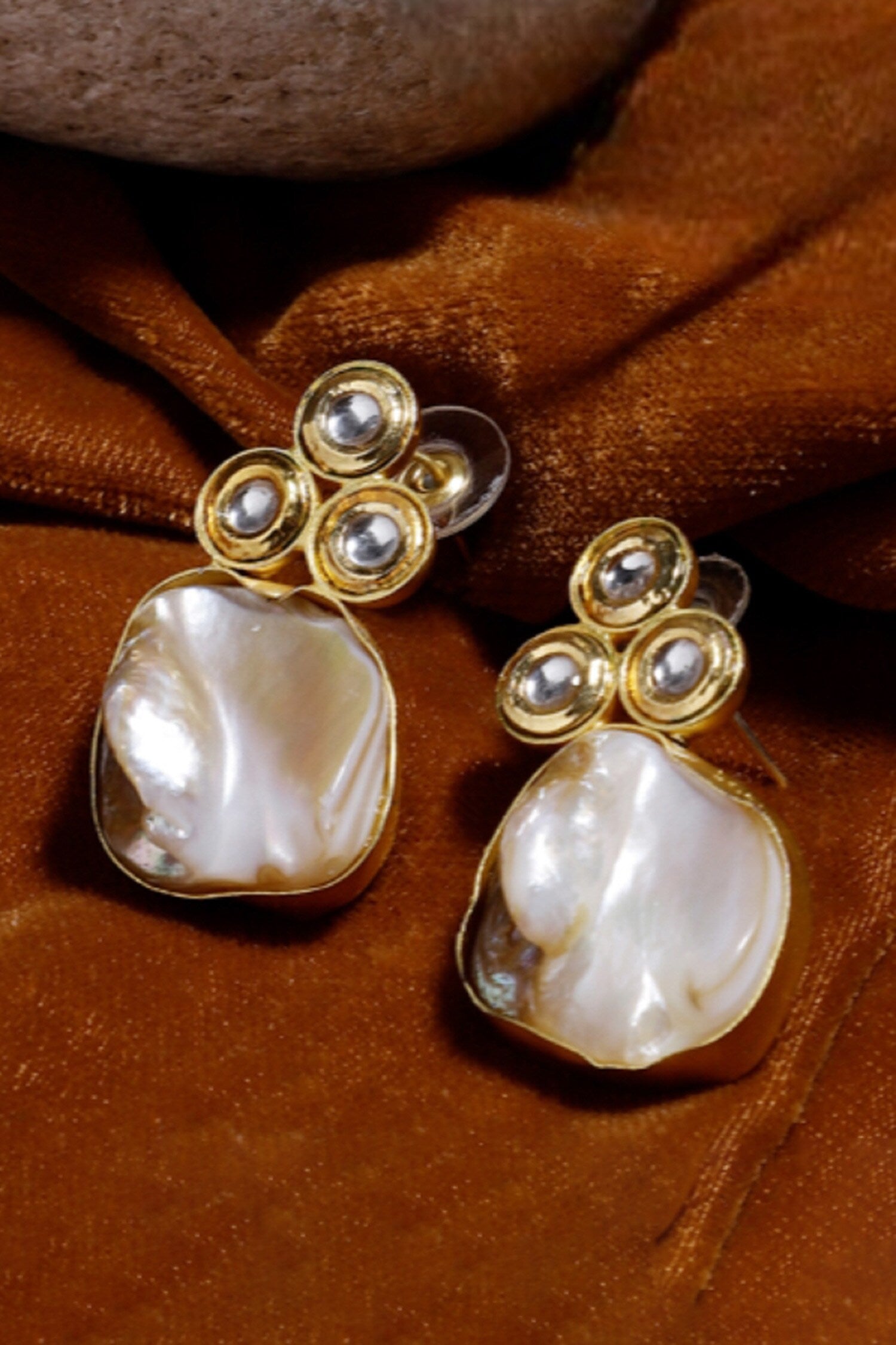 Chhatri Kundan Drop Earrings 