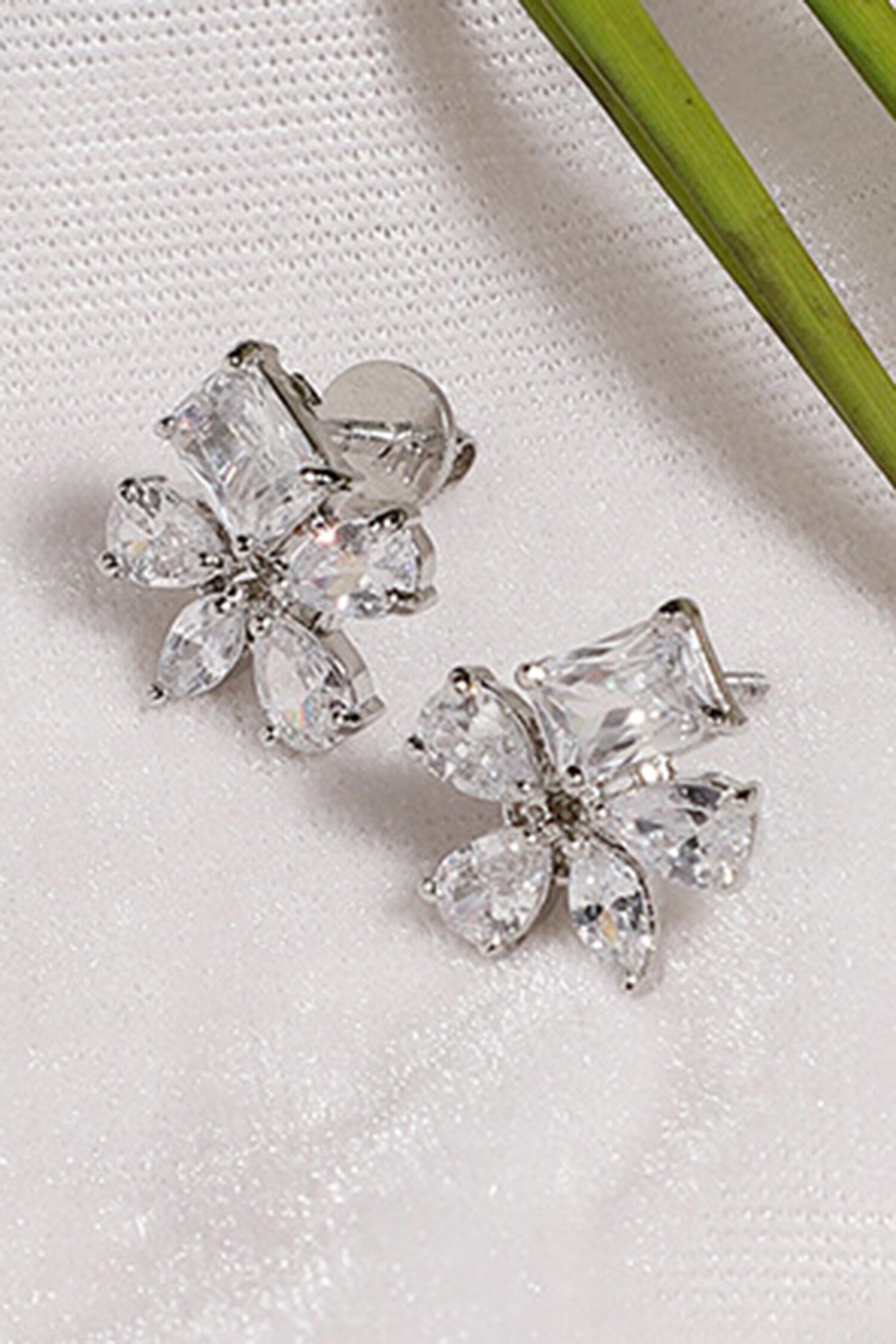 Sheesham Floral Stone Stud Earrings 