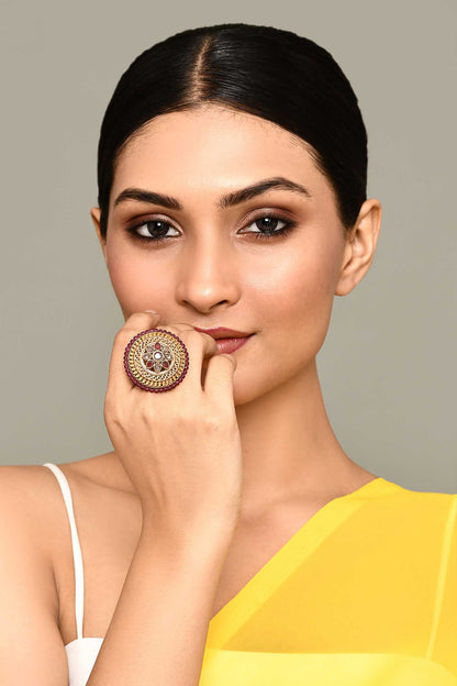 Flora Carved Kundan Ring 