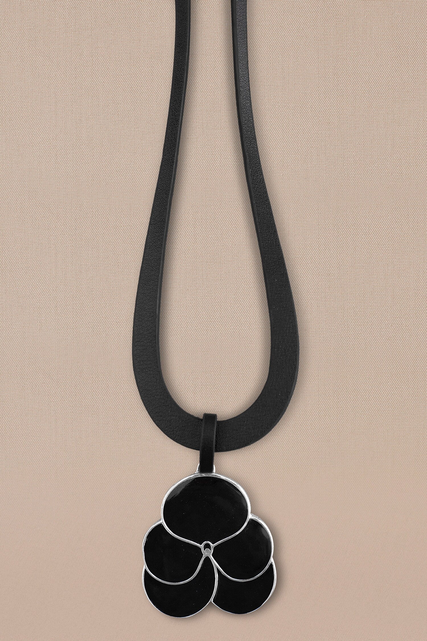 Nadira Leather Pendant Necklace 