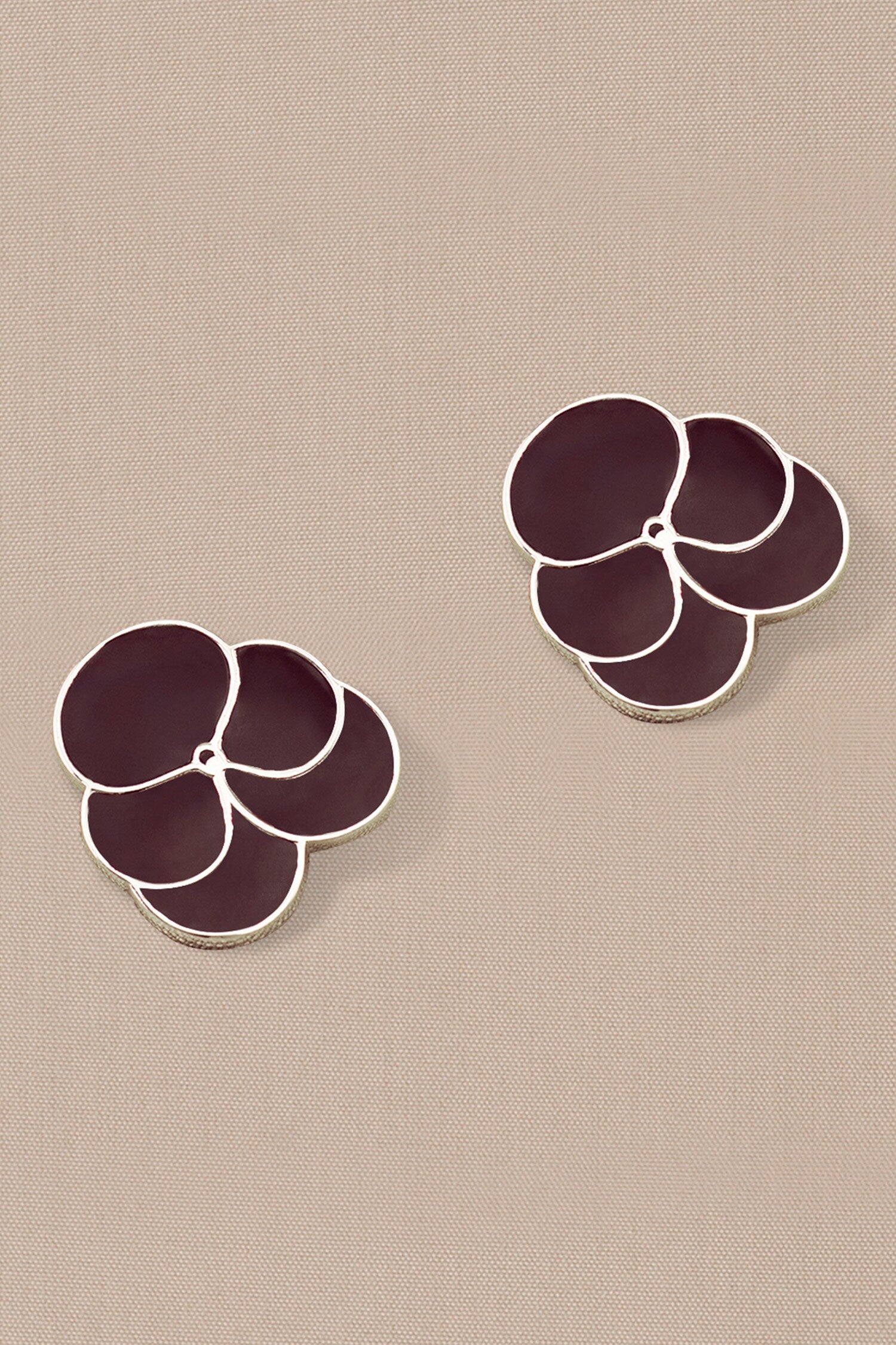 Ismat Engraved Back Enameled Earrings 