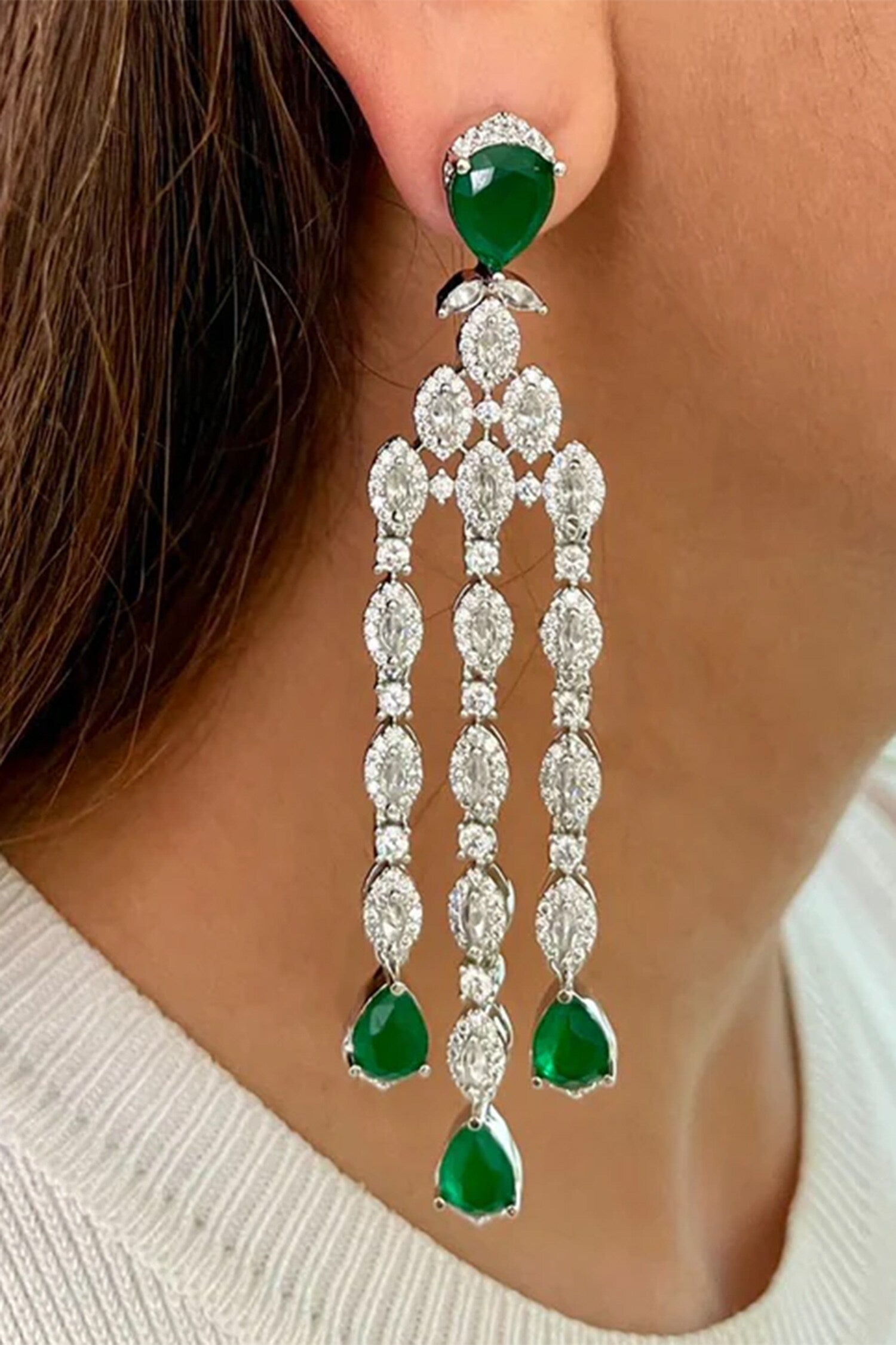 Layered Emerald Tear Drop Necklace Set 