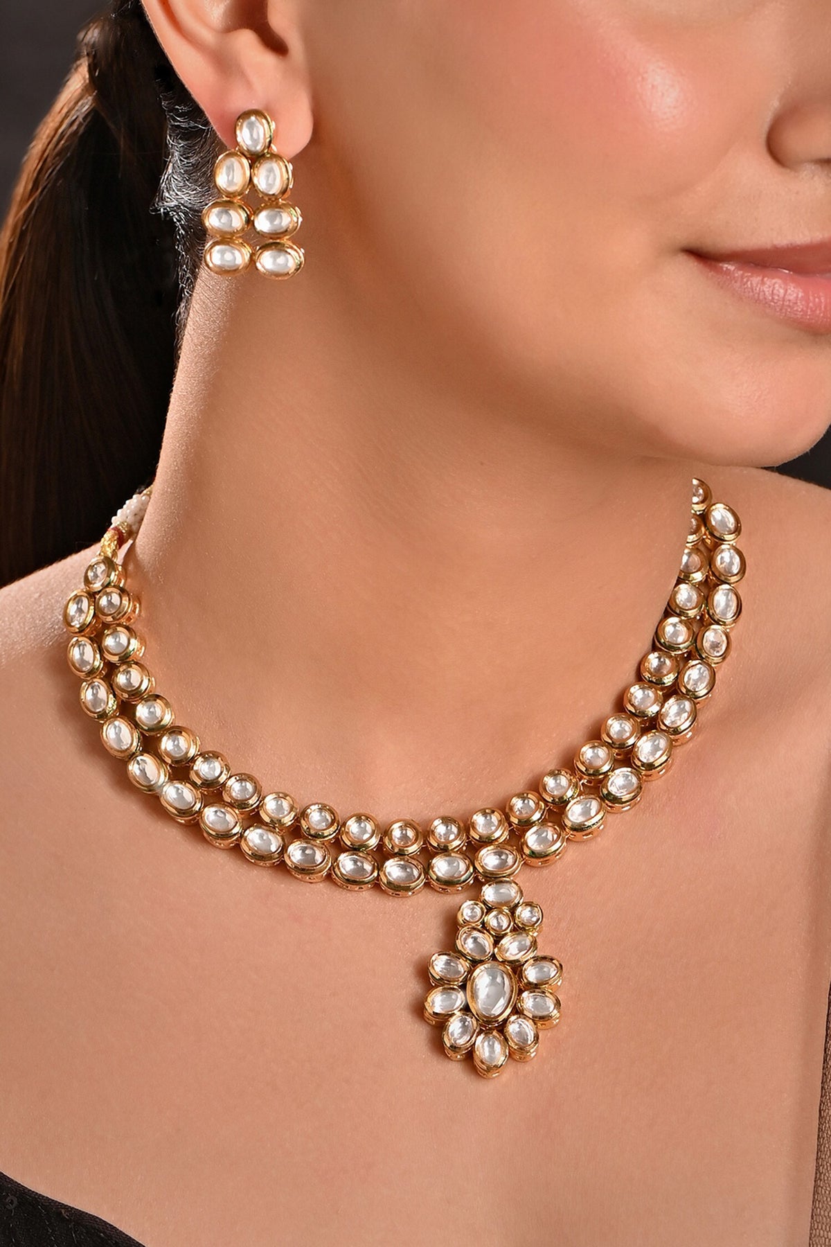 Floral Carved Pendant Necklace Set 