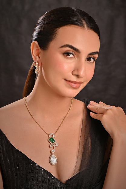Tear Drop Shaped Pendant Necklace Set 