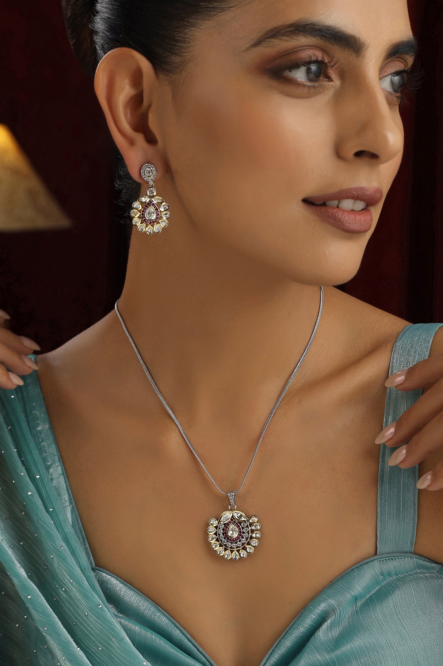 Floral Kundan Studded Pendant Necklace Set 