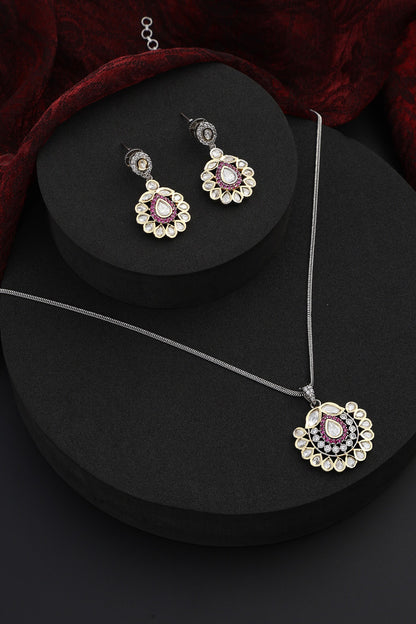Floral Kundan Studded Pendant Necklace Set 