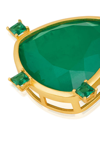 Demure Petit Studs 