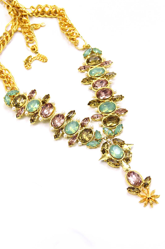 Colors Of Silence Carved Necklace 