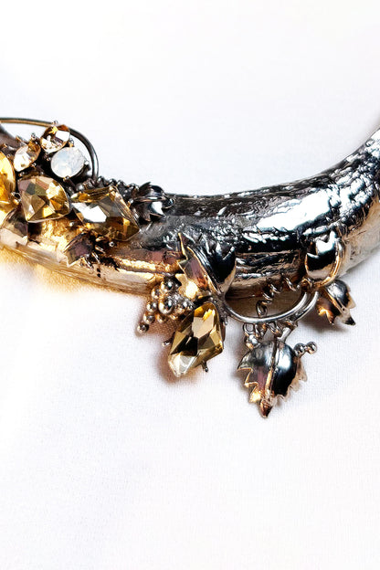 Vitis Vinifera Choker 