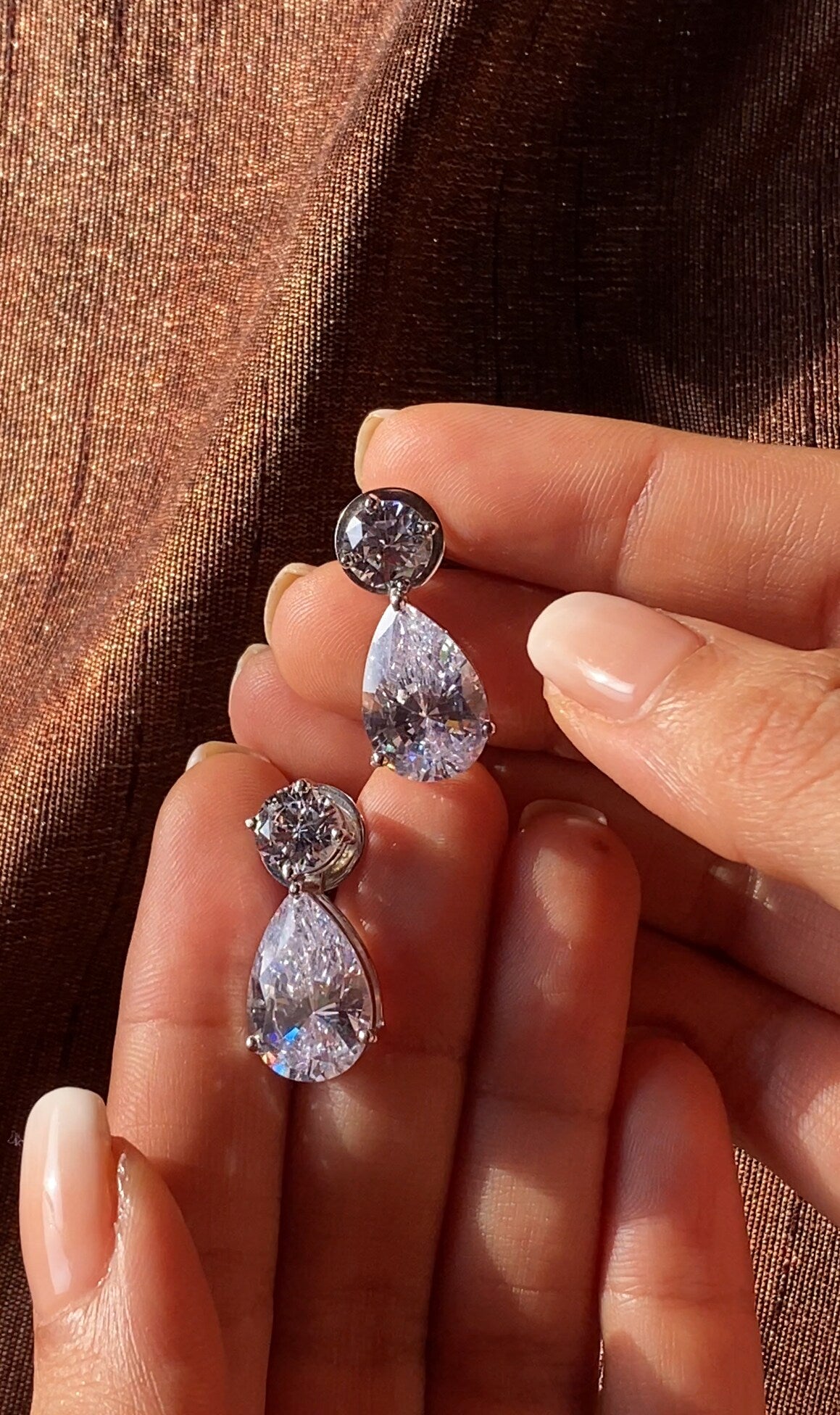 Solitaire Teardrop Earrings 